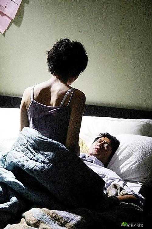 男生女生一起相嗟嗟嗟轮滑鞋下载:开启青春的滑行之旅